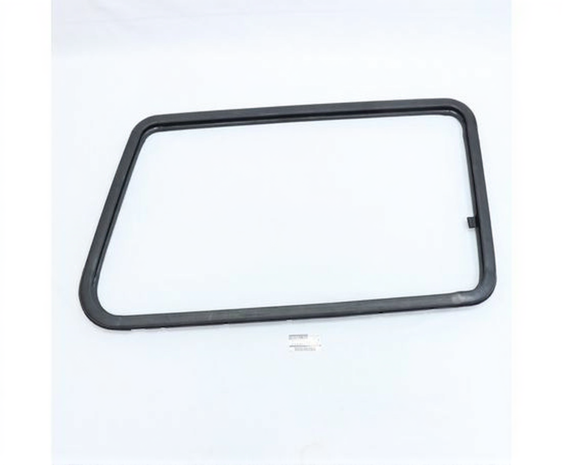NIssan Genuine Patrol Safari WEATHER STRIP SIDE WINDOW RH & LH Set OEM New - Image 2