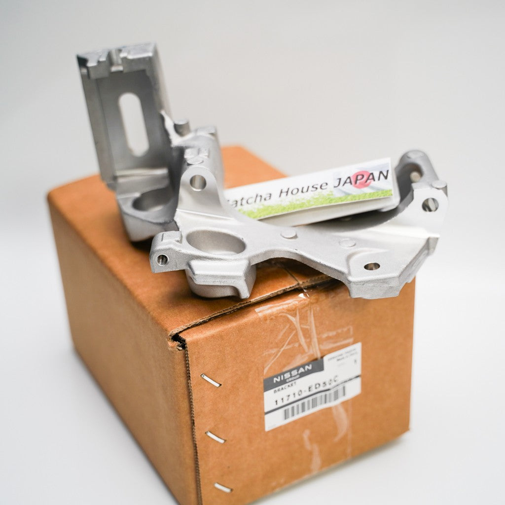 NISSAN Genuine 11710-ED50C JUKE Alternator Bracket New