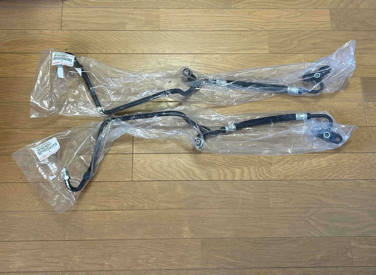 LEXUS LX470 Land Cruiser Rear Air Shock Hose Suspension Control Pressure Height - Image 3